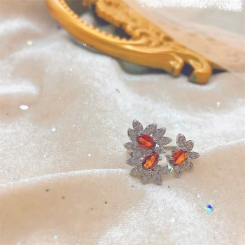 Французское ретро легкое роскошное голубиное кроваво-красное женское кольцо с тремя цветами из стерлингового серебра на годовщину свадьбы, специальный подарок